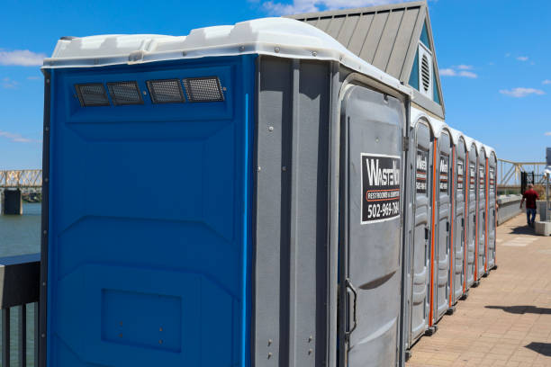 Portable Toilet Rental for Emergency Services